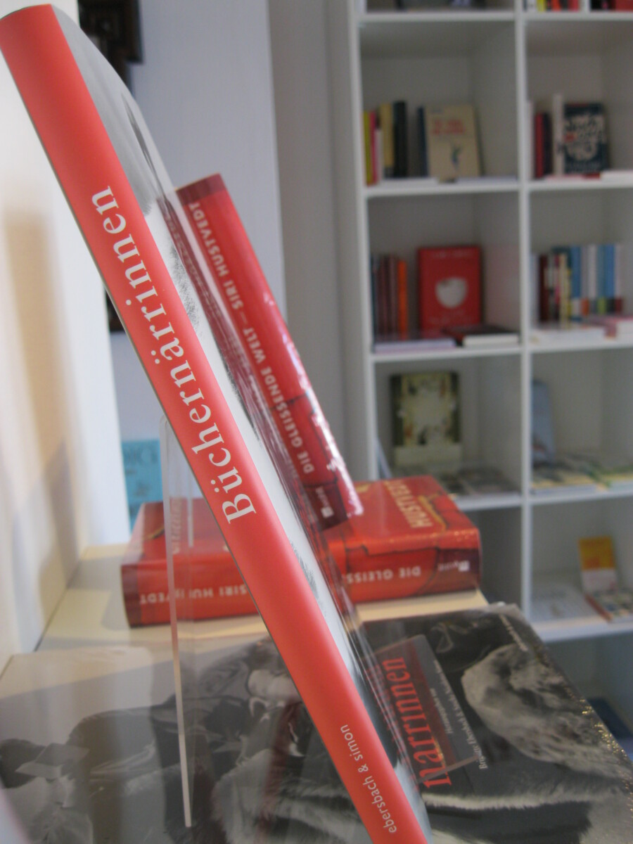 Liebevoll präsentierte Bücher und Geschenkideen in Kiel